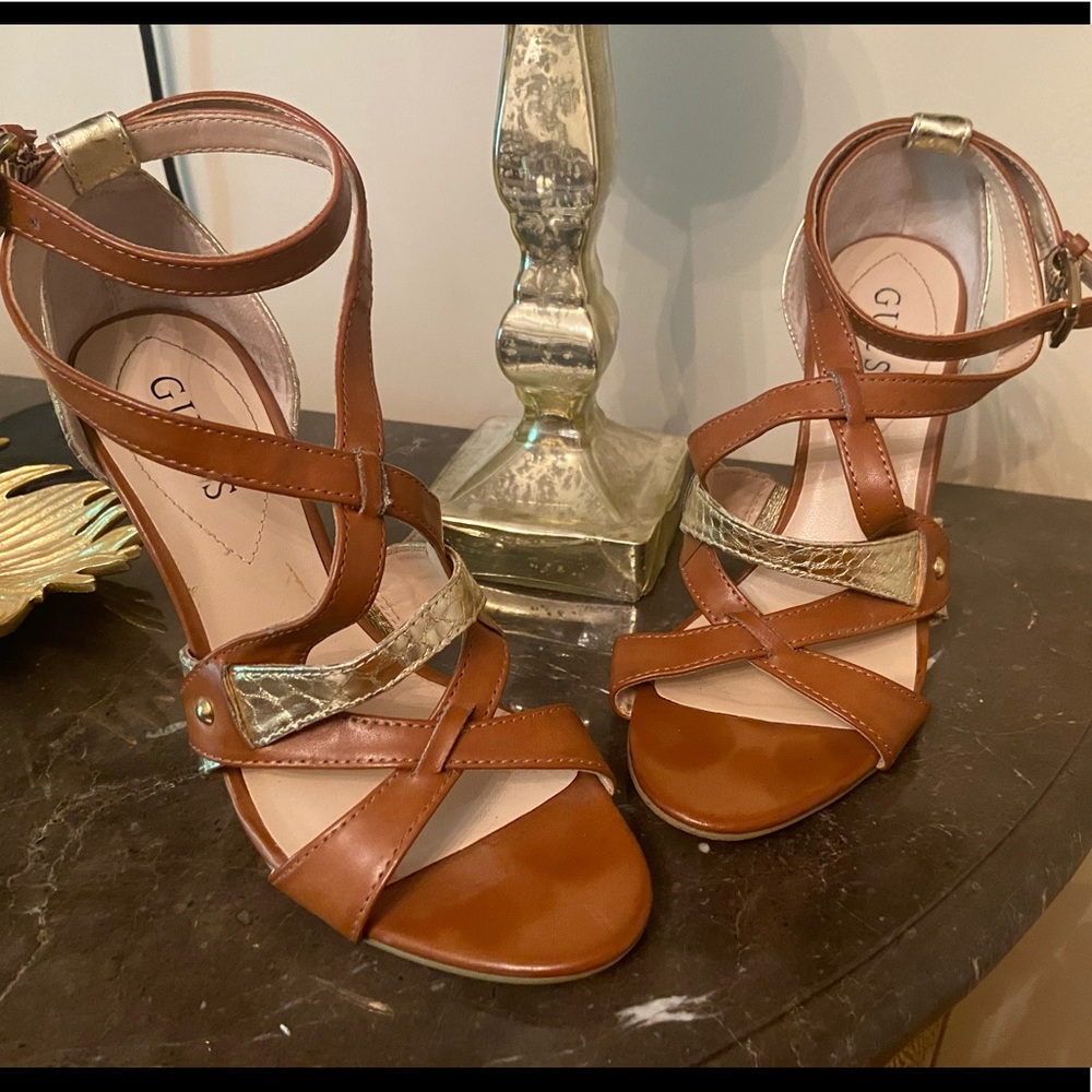 Guess Brown Heels